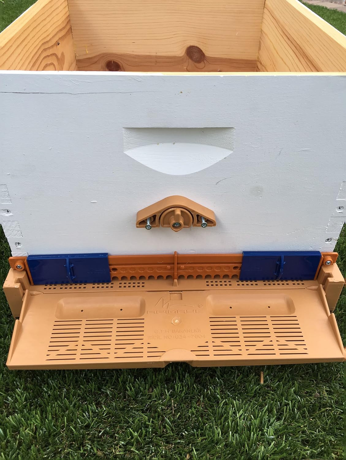 Premium Screened Bottom Board 10 Frame Langstroth for Wood Hives with Built in Pollen Trap and Pollen Drawer, Entrance Reducers and Ventilation System for Moisture Control